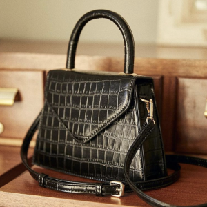 Sac a main en cuir croco